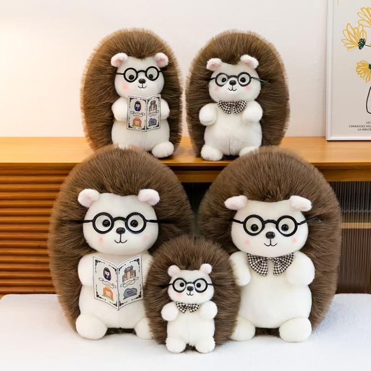 Igel-Plüschtier mit Brille