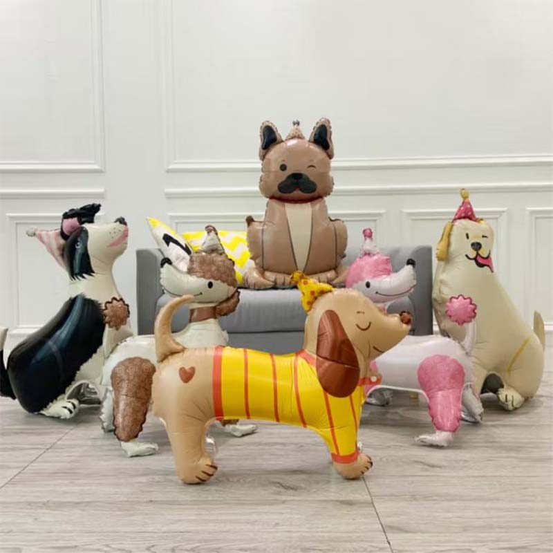 Stehende Welpenbälle aus Aluminiumfolie